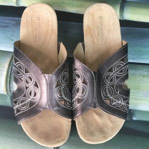 Naturalizer Slip On Sandals